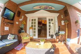 Albergue Surfhouse Salinas