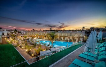 Hotel Livvo Los Calderones