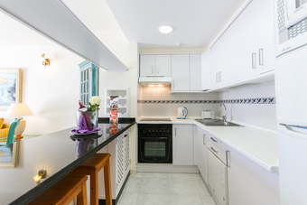 Hotel Sands Beach Resort