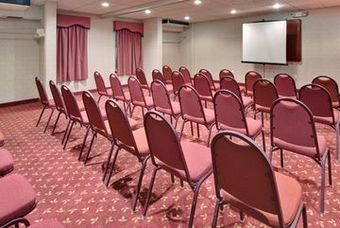 Holiday Inn Express Hotel & Suites Roseville