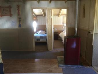 Hostal Y Caba�as Ventisquero