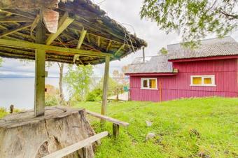 Caba�a Frente Al Lago Puyehue
