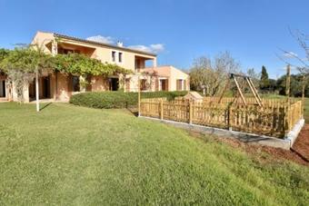 Cas Concos Villa Sleeps 10 Pool Air Con