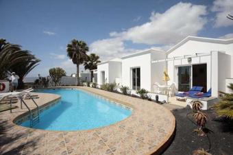 Charco Del Palo Apartment Sleeps 4 Pool T691606