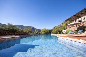 Cubo�s Hacienda El Alamo