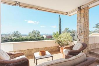 Orient - Excelent Villa In Marratx�