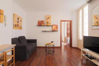 Apartamento Brand New One Bedroom Cathedral Views