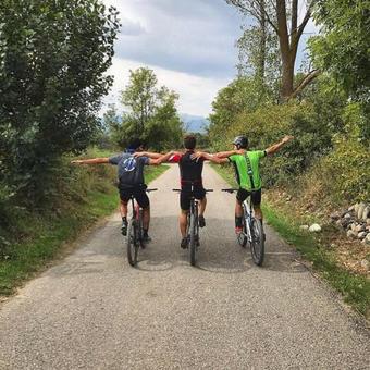 Agroturismo Montserrat La Calsina