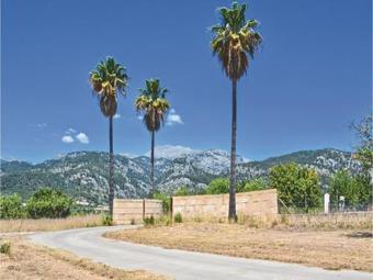 Four-bedroom Holiday Home In Moscari