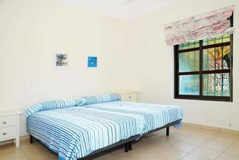 Sotogrande Villa Sleeps 10 Air Con Wifi