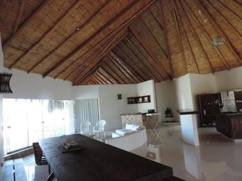 Casa Canoas De Punta Sal