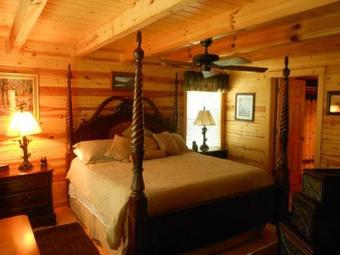 Pine Cabin At Blairsville