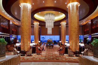 Hotel Shangri-la (deluxe Riverside)