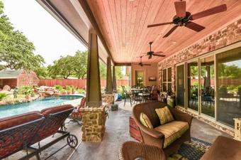 Lake Travis Retreat Oasis