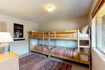 Ketchum Cabin On The Big Wood River