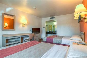 Hotel Motel 6 Los Angeles - Pomona