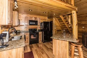Hotel Hocking Hills Cabins & Resort Hemlock Haven