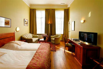 Best Western Premier Hotel La Villa Des Fleurs