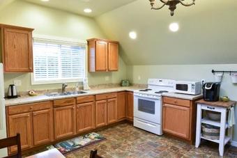 Azalea Haven One Bedroom