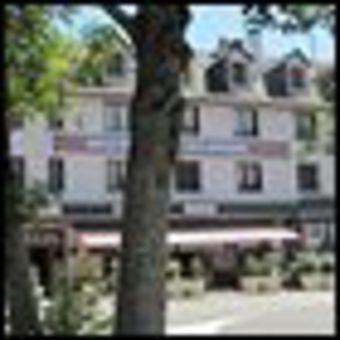 Hotel De La Gare Et Des Rochers