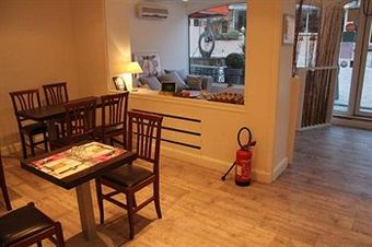 Hotel De La Corniche D'or