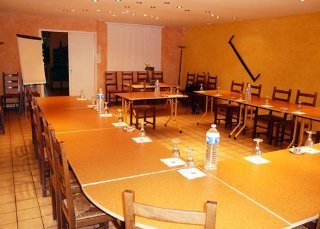 Comfort Hotel Lons-le-saunier(.)