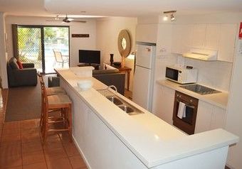 Hotel Outrigger Bay Apartments