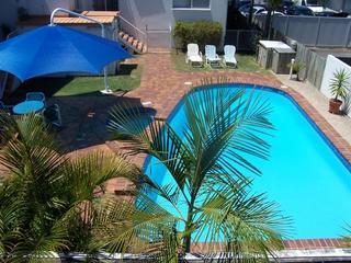 Burleigh Point Holiday Apartments