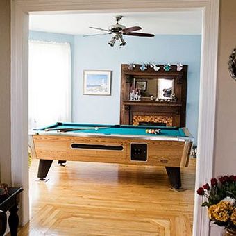 Hotel Dolan's Inn & Suites