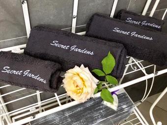 Bed & Breakfast Secret Gardens