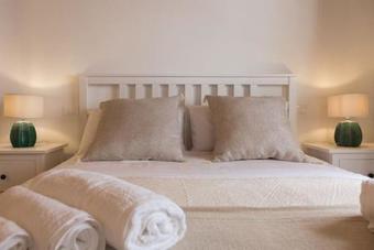 Carini Villa Sleeps 13 Pool Air Con Wifi