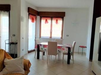 Apartamento New Quiet 2 Bdr Apt.