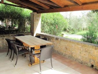 Locazione Turistica Villaggio Il Borgo (gua153)