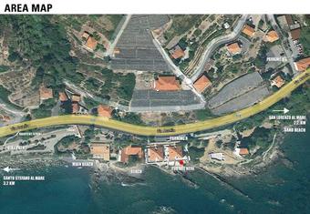 Seaside Holiday Apartment - Unique Location