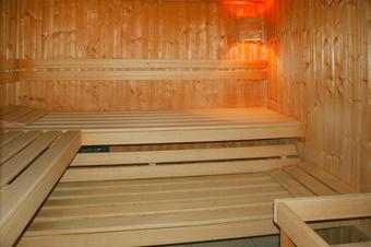 Holiday Home Guiss�ny - Bre051029-f