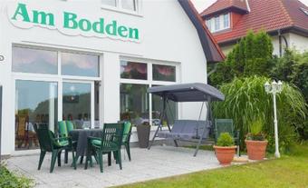 Bed & Breakfast Pension Am Bodden