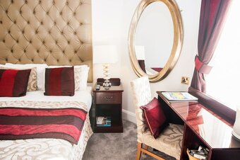 Hotel Invernairne Guest House