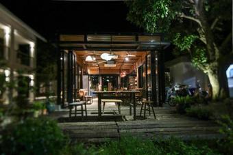 The Flowers&pots Hotel