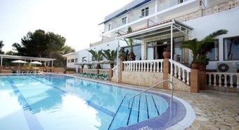 Hostal Entrepinos Solo Adultos