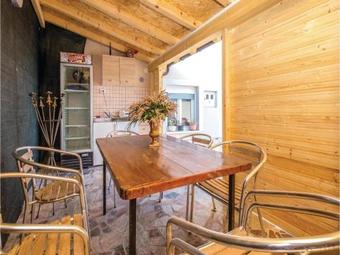 Two-bedroom Holiday Home In Hreljin