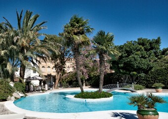 Hotel Casa Ceremines