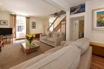 House On The Harbour