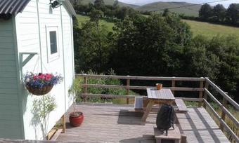 Lodge The Shepherd's Hut