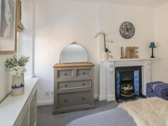 4 Gloucester House, Malmesbury