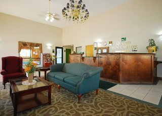 Hotel Quality Inn & Suites