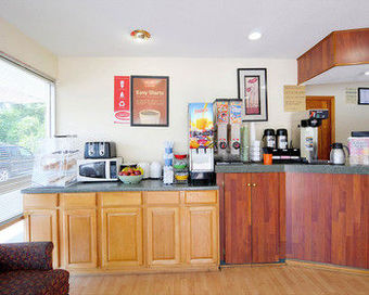 Hotel Econo Lodge Near Motor Speedway