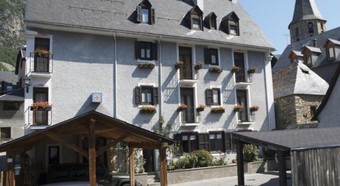 Apartamentos Deth Pais