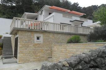 Apartment Uvala Bristova 5716a