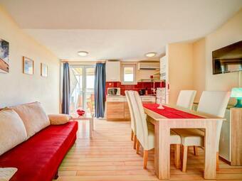 Holiday Home Melandura