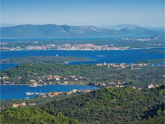 Holiday Home Dobropoljana V